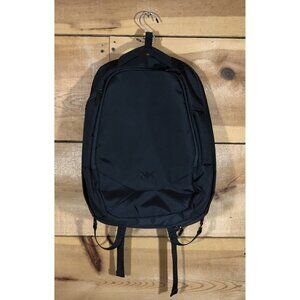 Knack Series 2 Convertible Duffel Backpack Expandable 24-34L Excellent Condition